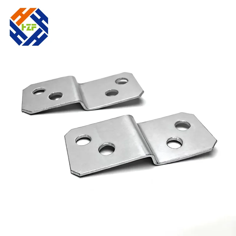 Метални аголни држачи во форма на Z